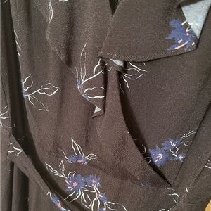Parker Black Floral Dress With Front Attached Tie Sz 4 NWT